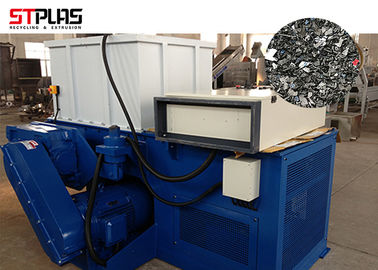 SKD11 작은 조각 소규모 플라스틱 슈레더 기계장치 200-2000kg/H 수용량